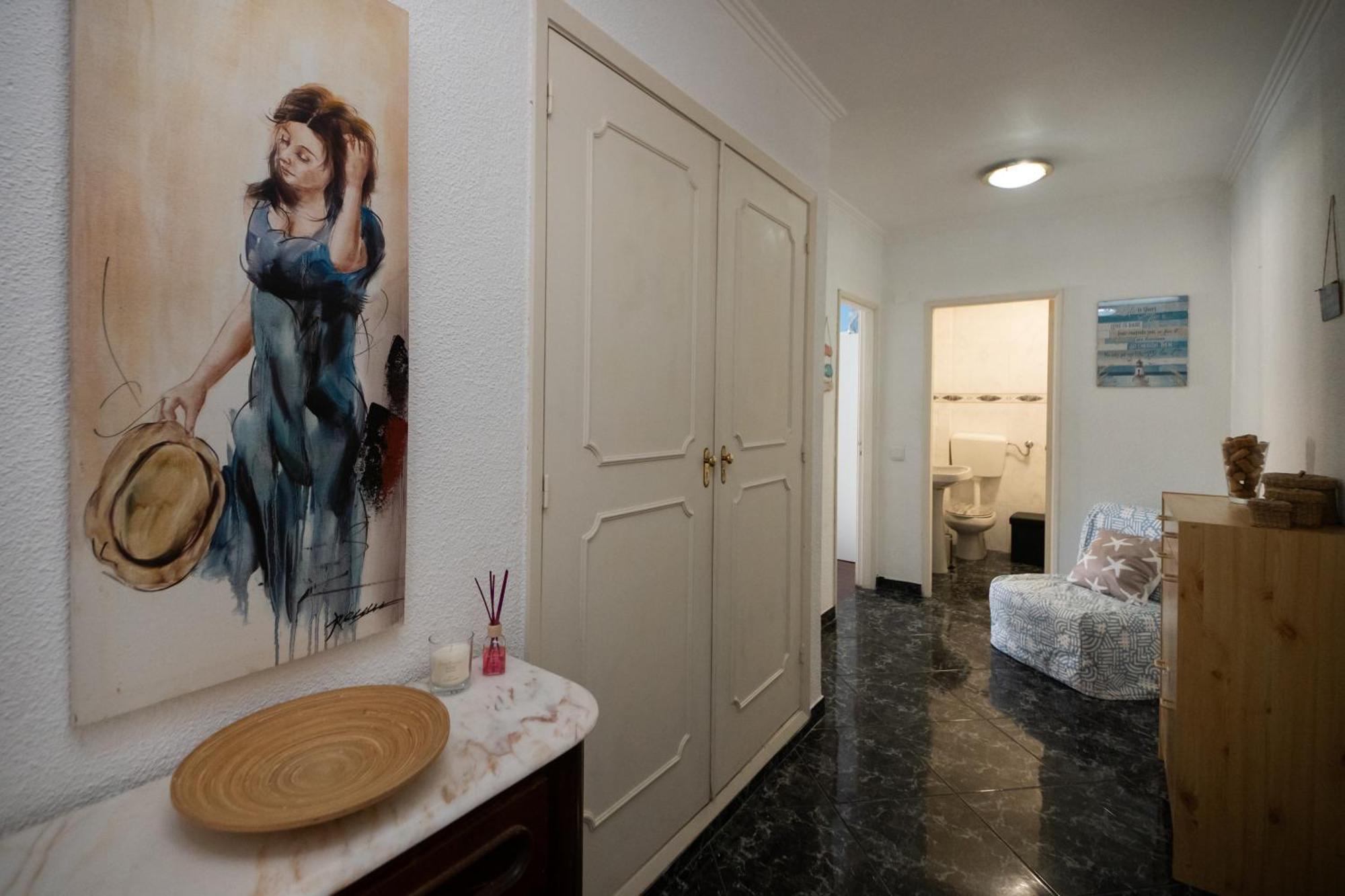 Stunning Blue House, Caparica Apartment