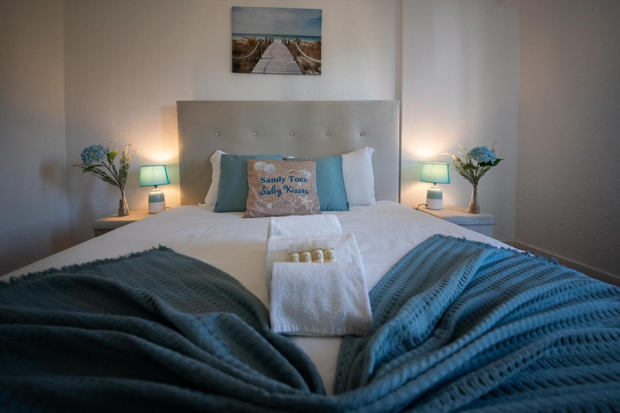 Stunning Blue House, Caparica Apartment Costa da Caparica